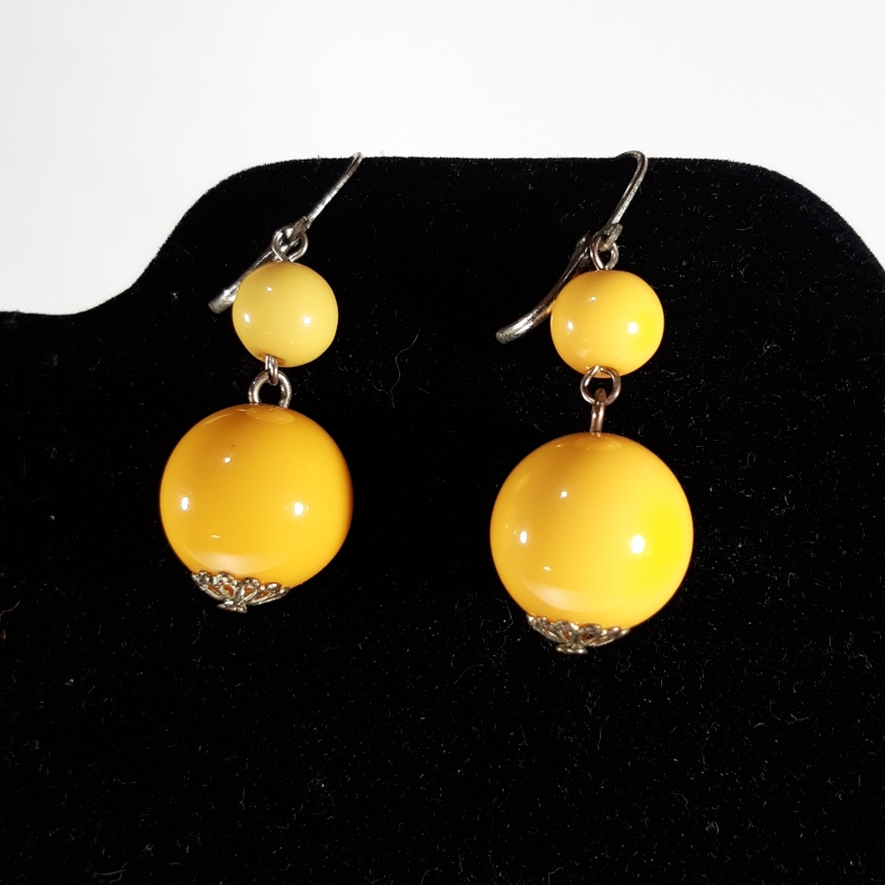 Vintage 1960's Mod Yellow Dangle Earrings